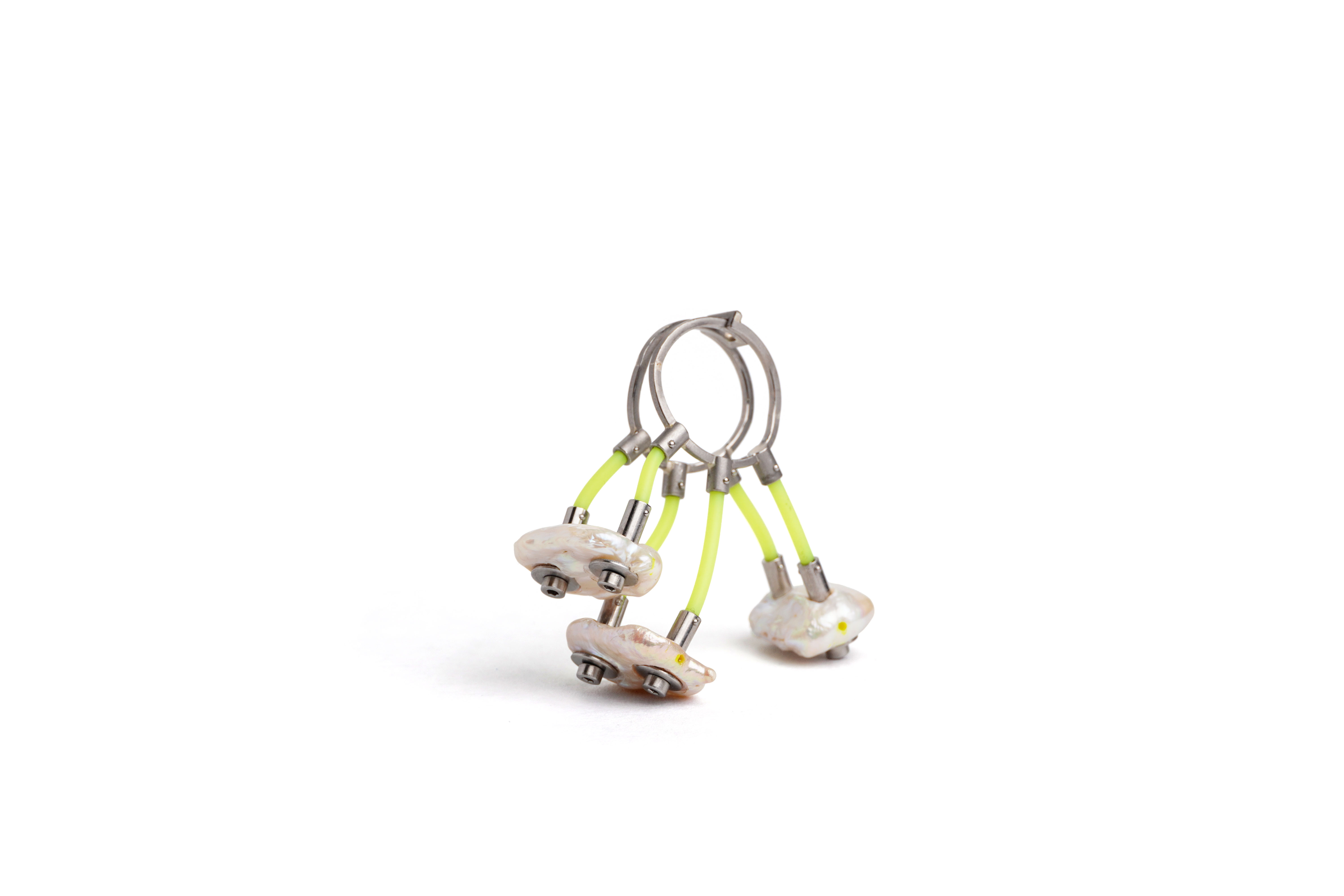 Three Pearl Ring